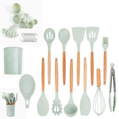 Ensemble d'ustensiles de cuisine en silicone de 33 pièces avec une spatule antiadhésive et une poignée en bois
