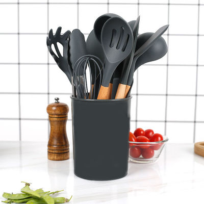 18 pièces de cuisine en silicone vert avec un seau de stockage et une spatule antiadhésive