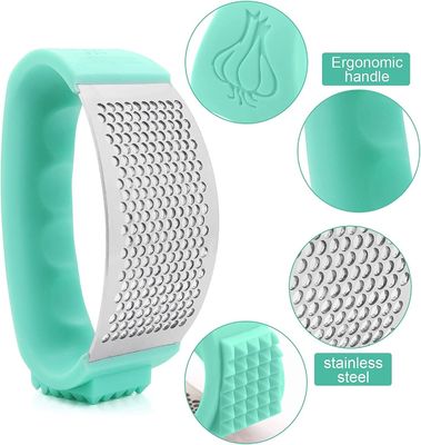 Appareils de cuisine compacts 11 * 5,1 * 7,2 cm Presse à l'ail en acier inoxydable