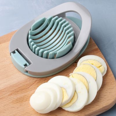 Coupeuse d'œufs en acier inoxydable pour œufs bouillis Fil de coupe d'œufs manuel 12*8,3*3,2 cm