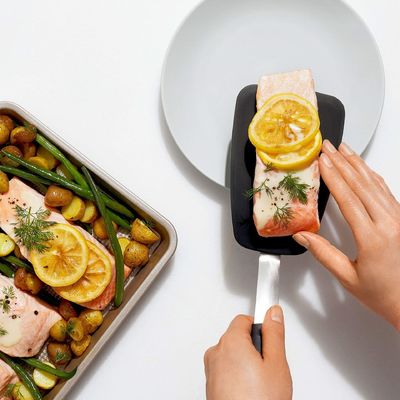 En stock 2 Pack 600F Résistant à la chaleur Non collant Flipping œufs Spatula de silicone 149 115G