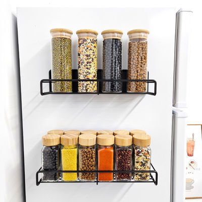 Plateaux de rangement d'épices magnétiques à niveau unique en noir pour l'organisation de la cuisine