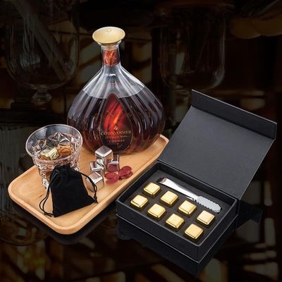 Design Whiskey Ice Stone Sets 8 PCS cubes en acier inoxydable avec Tong et boîte cadeau EVA