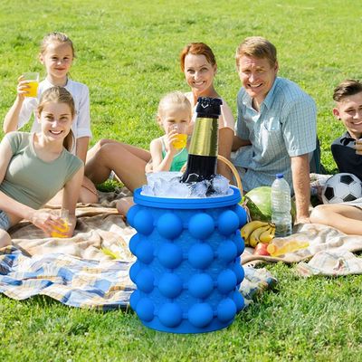 40 cubes Fabricant de glace en silicone pour un seau de glace rond en PP