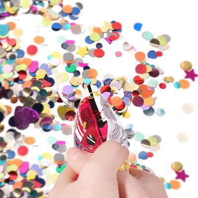 Pistolet en forme d'auto-inflation Pistolet gonflable de confetti pour la fête d'anniversaire de mariage de l'année verte