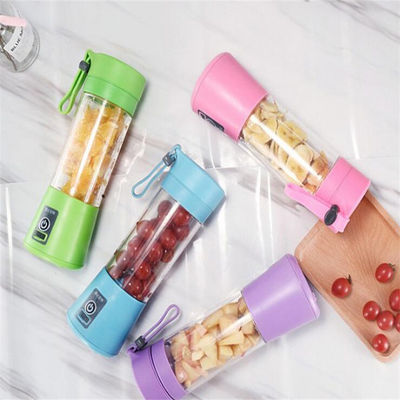 Mixeur mini électrique portable compact de 380 ml pour le mélange de fruits dans la cuisine à domicile