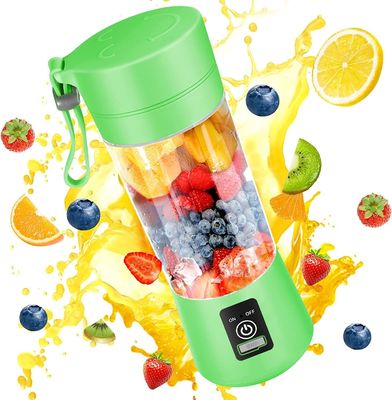 La machine à mélanger les bouteilles de glace en silicone PC électrique mini maison USB 2/4/6 lames Juicer tasse