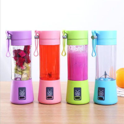 Mini-blender électrique personnel rechargeable USB pour le jusage durable et portable