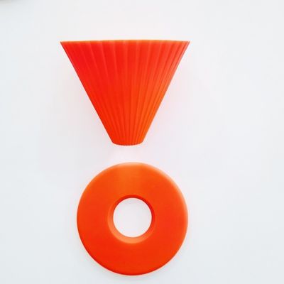 Mat de café en silicone de design moderne avec filtre d' entonnoir réutilisable et gouttelier pliable