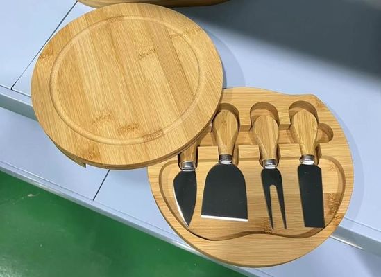 Outils de pizza en bois pour un logo personnalisé durable