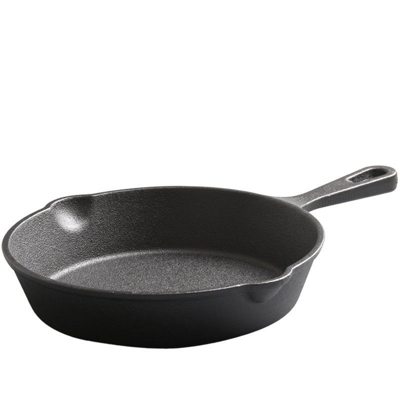 Utilisateurs de cuisine en fer forgé non collant pré-saisonnés